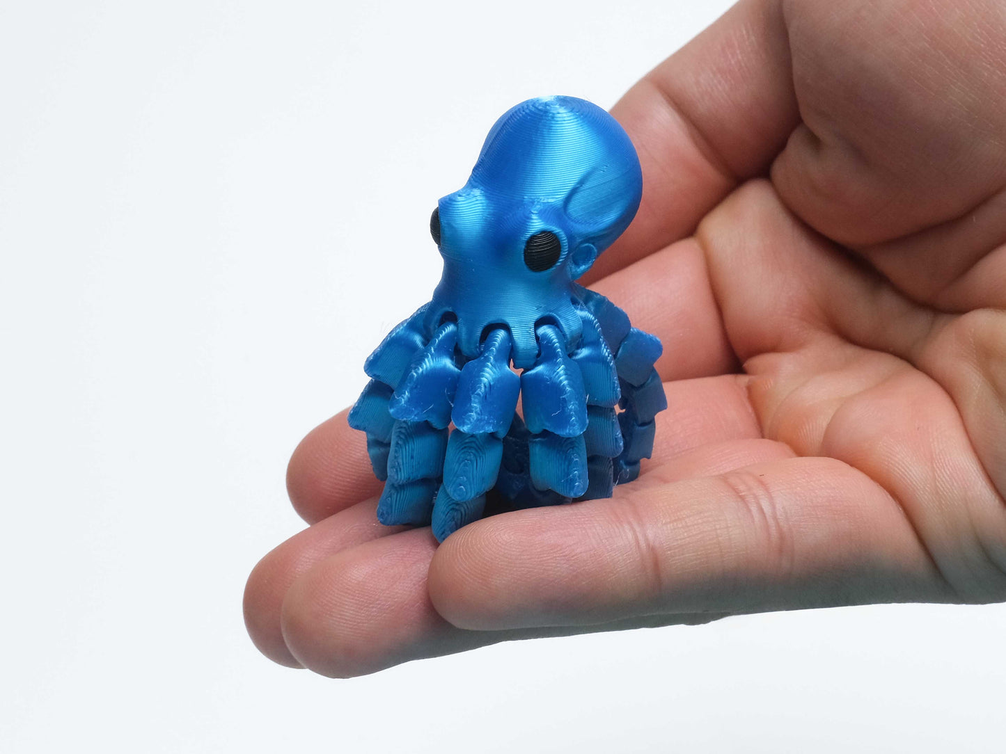 Ethereal Motion: Hand-Finished Realistic Articulated Octopus Sculpture